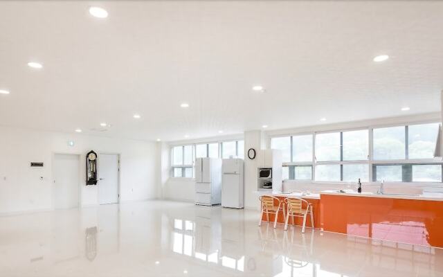 Gapyeong River Spa Pension