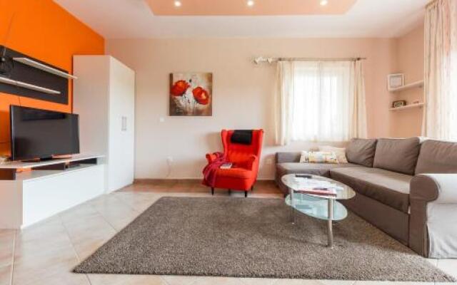 Dina Apartments