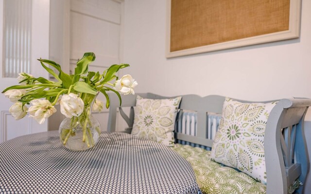 Bonheur, 16 Bartholomew Green, Southwold