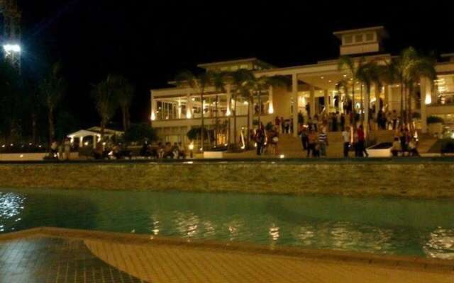 Grass Residences - Condo