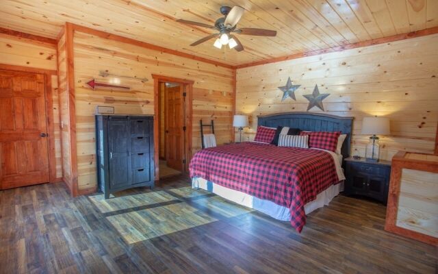 .lookout Lodge 6 Bedroom Cabin