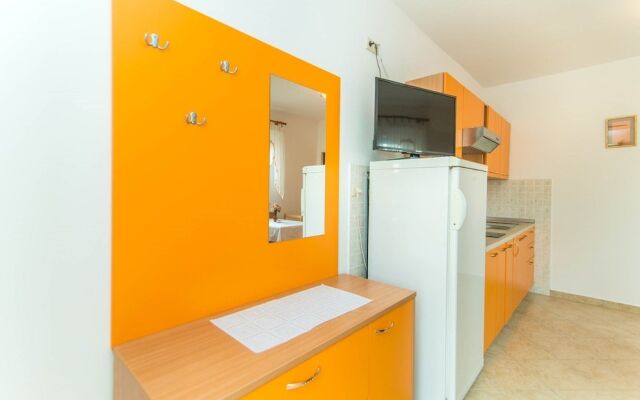 Apartments Valentić 1304