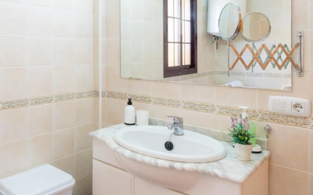 Planta baja en Club Salino con piscina comunitaria