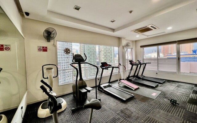 Casa Mutiara Apartments by Moonlight