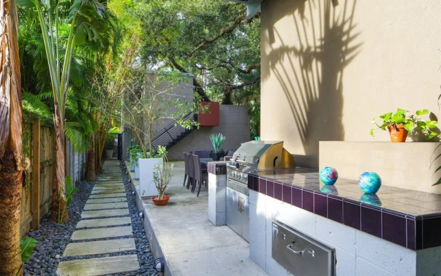 Miami Regatta House