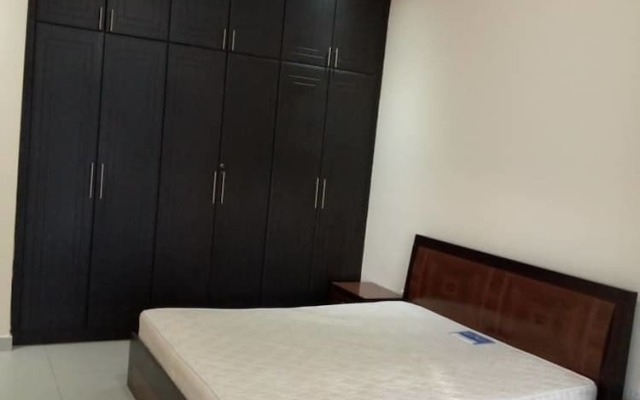3 Bedrooms Exclusive Apartment in Kaludu