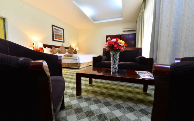 The Manor Hotel