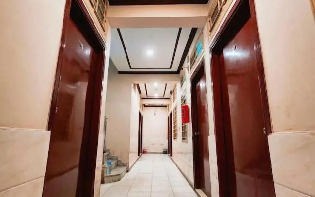 Hotel New Taj  International