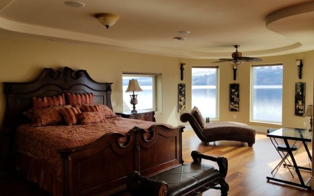 Beach Ave Castle Luxury Vacation Rental