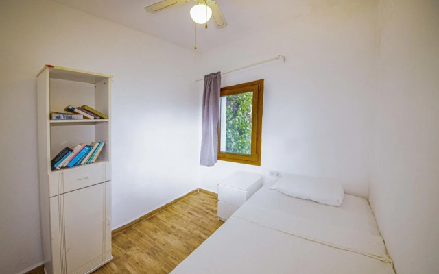 Seaside House With Refreshing View in Gumusluk