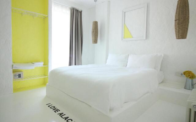 Peremere Alacati Hotel