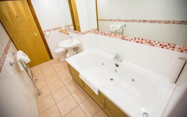 Whitewater Spa & Leisure Club