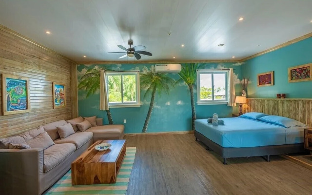 Skully's House - Hotel & Hostel