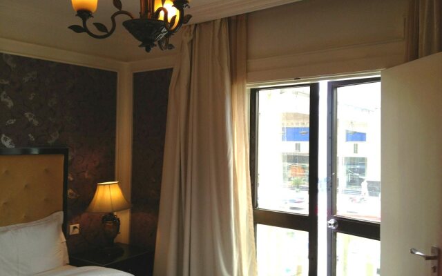 Manhattan Jinling Business Hotel