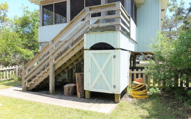 Nutter Tree at Ocracoke - 2 Br Home