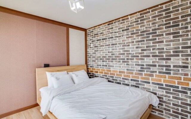 Yeongdeok Bapoom Hill Pension