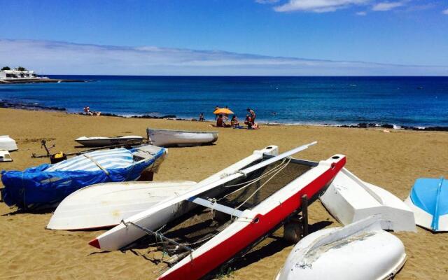 Flower Beach Suite 6