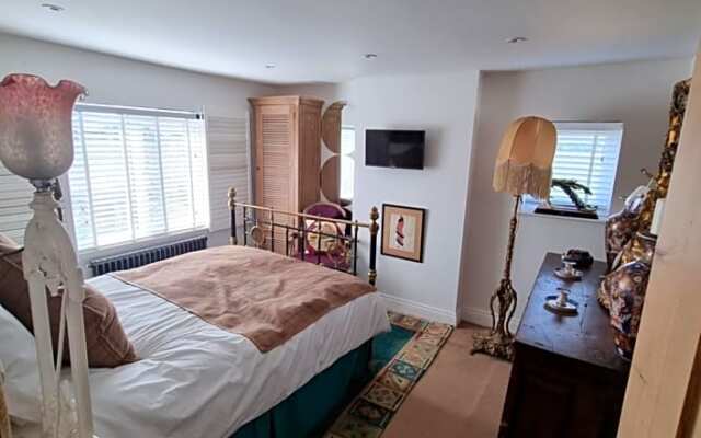 Varr House @ Meadow View