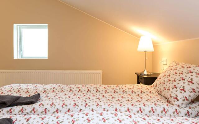 Guesthouse Garun, Skolavellir