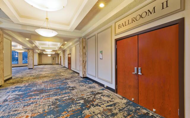 Crowne Plaza Columbus North- Worthington by IHG