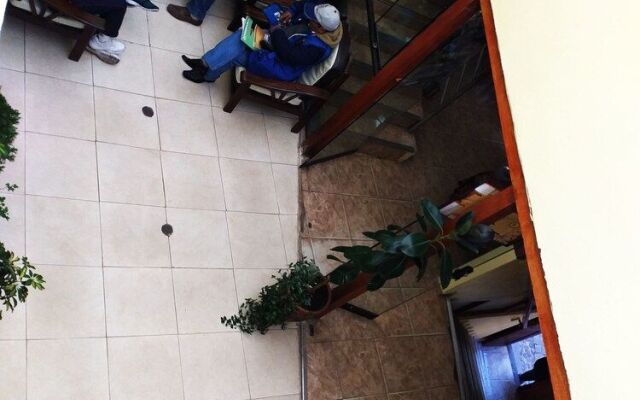 Hotel Rumis Inn