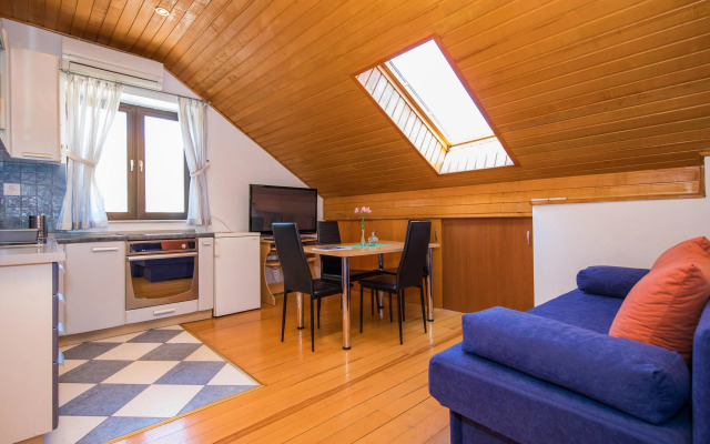 Guest House J&J