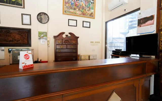 Oyo 1430 Hotel Ratna Syariah