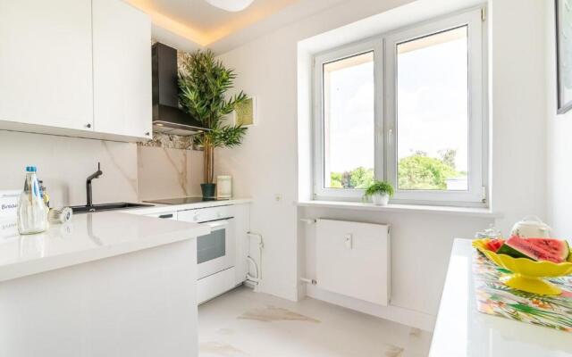 Rent like home - Plac Inwalidów 10