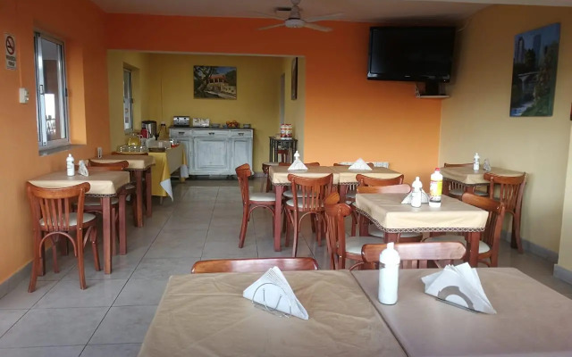 Cordoba B&B Bed And Breakfast Hotel