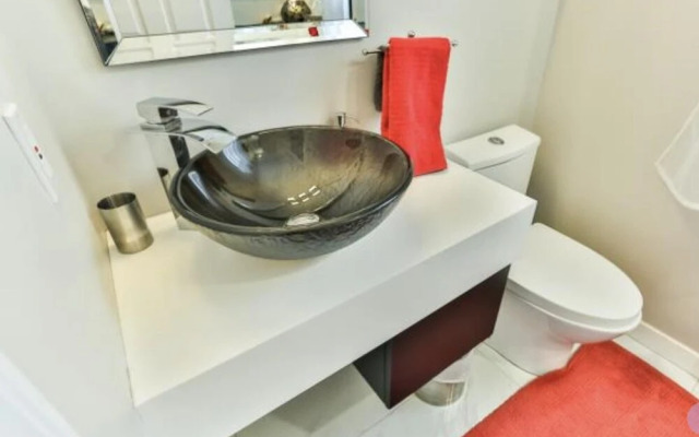 Stunning 2-bed House in Gatineau