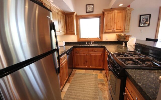 Crescent Ridge 143