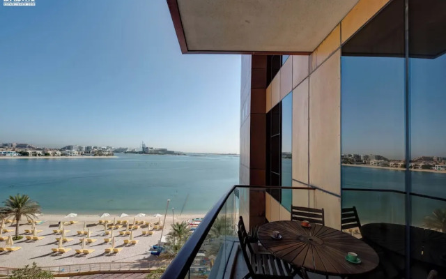 Tiara Residences by Bnbme Holiday Homes