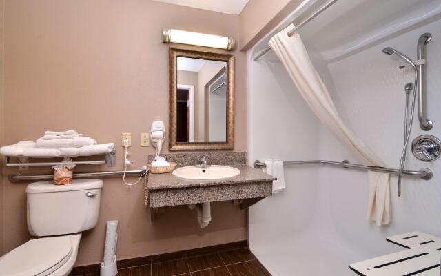 Best Western Dayton Inn & Suites