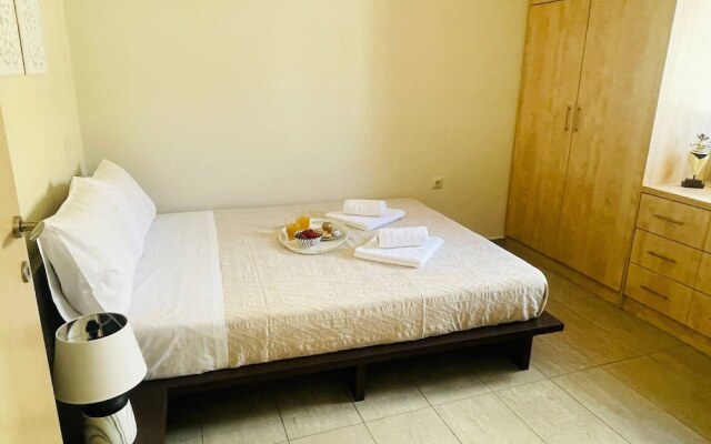 Cozy Nest - 2min To Beach, 6min Walk To