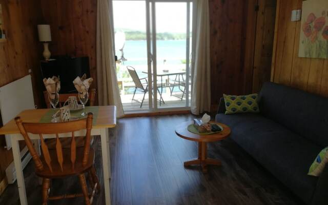 Knotty Pine Cottages