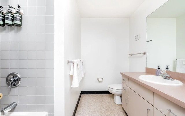 CozySuites Central West End