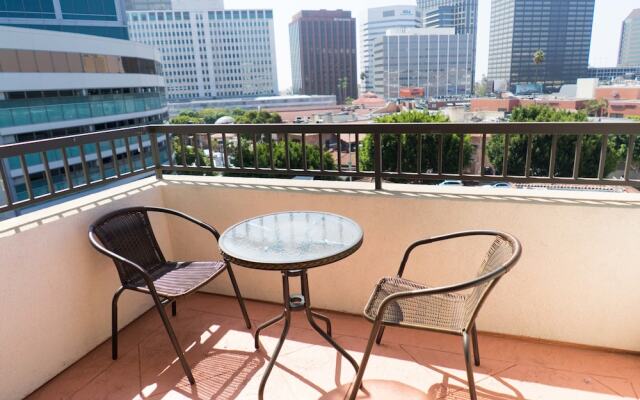 Glendon Apartments