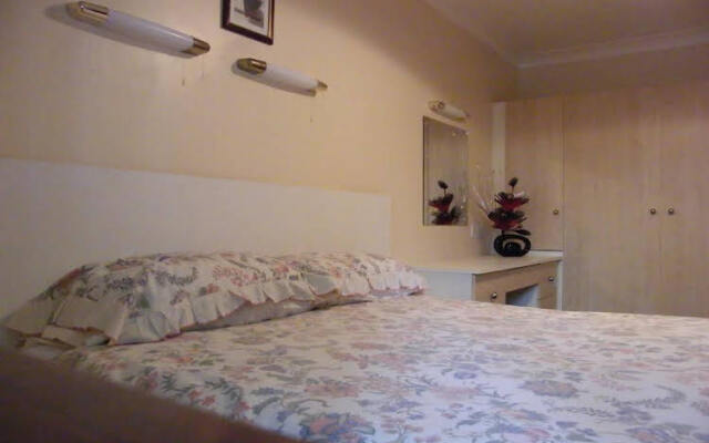 Quayside Close Holiday Apartments