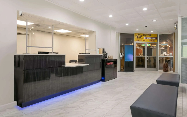 Clarion Hotel Conference Center