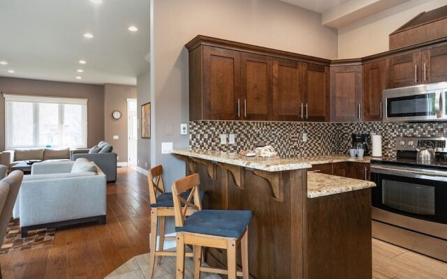 Aspen Lodge by Revelstoke Vacations
