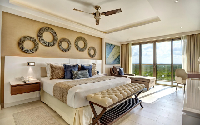 Royalton Riviera Cancun, An Autograph Collection All-Inclusive Resort & Casino