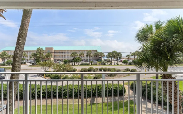 Grand Caribbean West 215