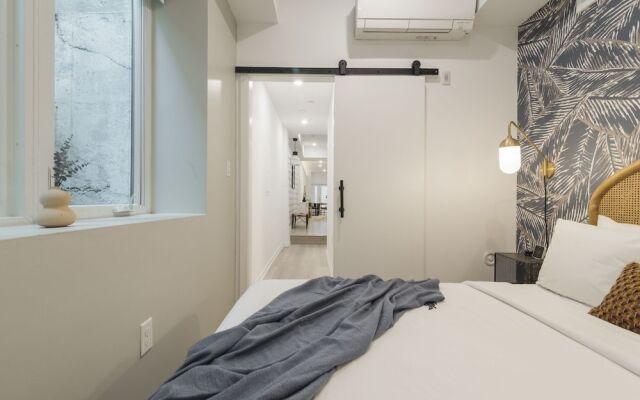 Abode XS House Walk to Convention Center