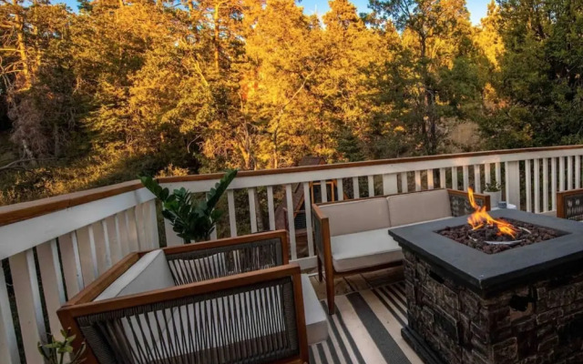 BIG Bear Gambrel #2066