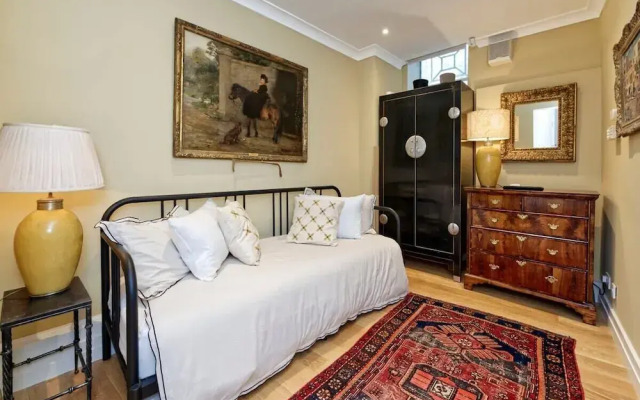 Gorgeous 4-bed House Near Museums & Hyde Park