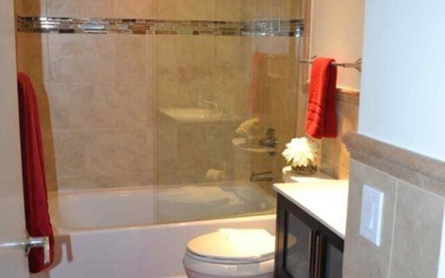 Three-bedroom Apartment at Villa Tunis