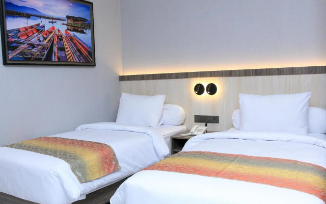 Eno Front One Hotel Semarang