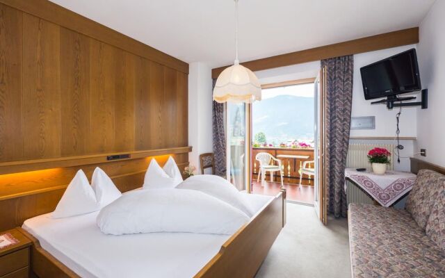 Guesthouse Pension Grafenstein