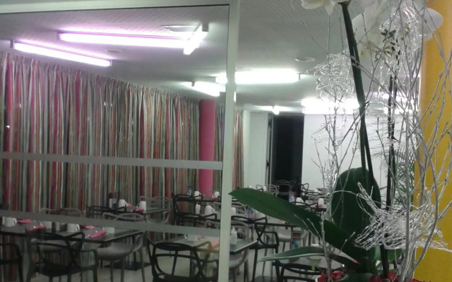 Le NexHotel