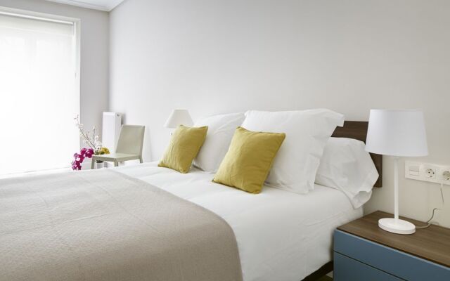 Bermingham Apartment by FeelFree Rentals